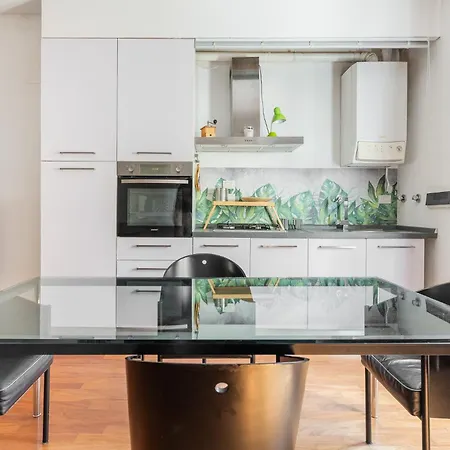 Irnerio 43 By District Apartamento